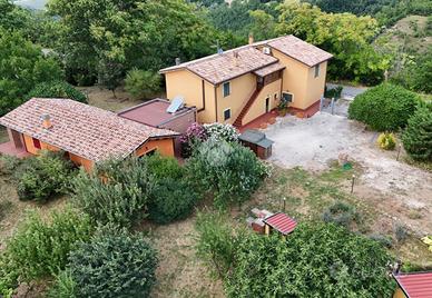 CASA INDIPENDENTE A ASSISI