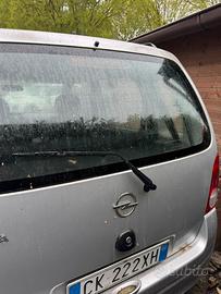 Opel Agila