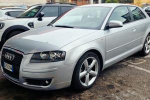 AUDI A3 S-Line 2.0 TDI manuale