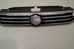 Griglia anteriore Vw Passat 2015-2018 highline