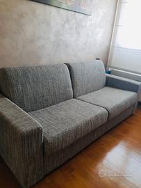 Divano letto tre posti
