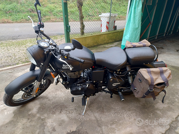 Royal enfield stealth black Classic 500