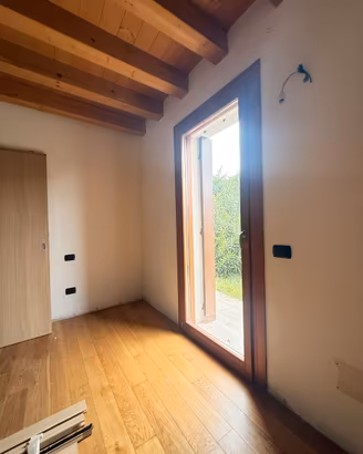 Porta finestra in legno