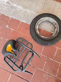 porta pacchi vespa e ruota scorta