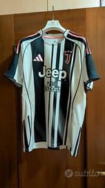 Maglia Juve L 25/26 McKENNIE n.22- Nuova Sigillata