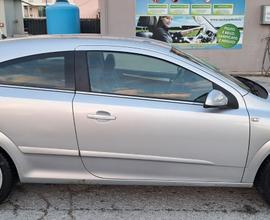 OPEL Astra GTC - 2007