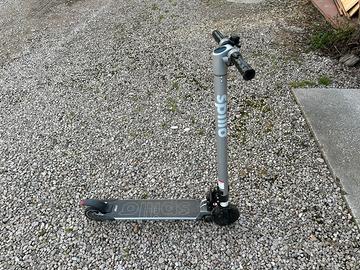 Monopattino elettrico Spillo