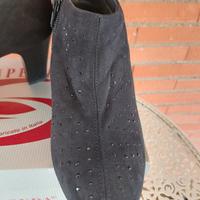 Stivale tronchetto donna, n.39 in camoscio