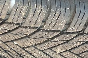 Cerchi auto con gomme invernali