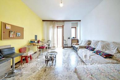 Appartamento di 140 m² con 4 locali a Brindisi