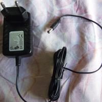 Alimentatore swicing 18 volt 660 mA