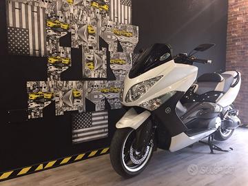 T-max 500 White Max Anniversary 2010