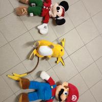 Super Mario, topolino e personaggio pokemon