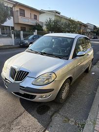 Lancia ypsilon 1.3 multijet