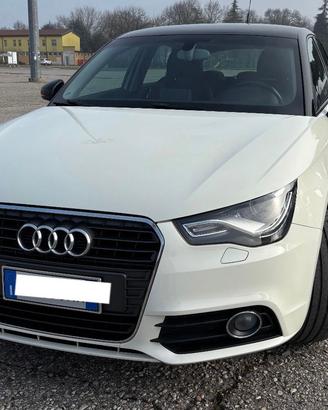 Audi A1 Sportback 1.6 tdi Ambition s-tronic