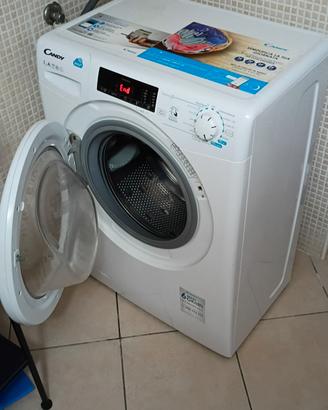 Lavatrice Candy Smart 7 Kg 1300 g funzione Vapore