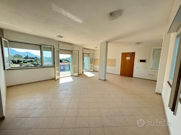 Pari al Nuovo, Quadrivano con Terrazza e P.Auto