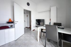 2 LOCALI A CORMANO