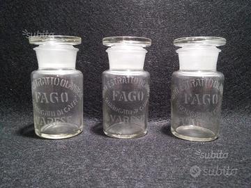 Vasetti vintage di vetro a tappo smerigliato