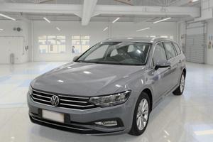 VOLKSWAGEN PASSAT VARIANT 2.0 TDI SCR EVO 90KW BUS