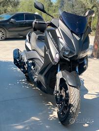 Yamaha XMAX 400 Momodesign 2015 ABS pronto all'uso