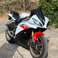Yamaha yzf R6