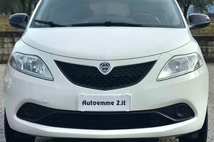 Lancia Ypsilon 1.2 69 CV 5 porte Gold