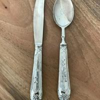 Posate neonato (cucchiaio+coltello) anni '60 placc