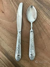 Posate neonato (cucchiaio+coltello) anni '60 placc