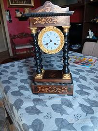orologio antico a pendolo 