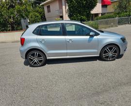 Volkswagen Polo 1.4 TDI 90 CV DSG 5p. Highline Blu