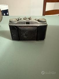 Macchina fotografica antica