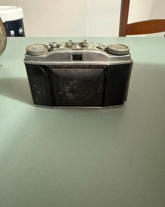 Macchina fotografica antica