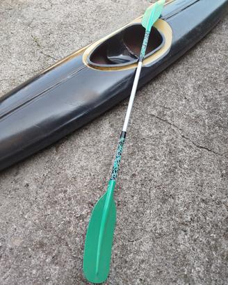 Kayak vetroresina + Pagaia gratis 