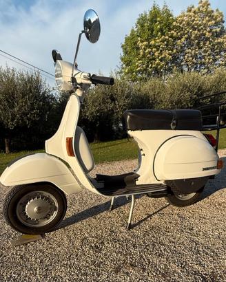 Piaggio Vespa PX 125 E