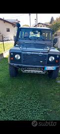 Land rover Defender Td5 del 2004 con 230mila km