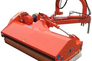 Trincia per trattore con braccio