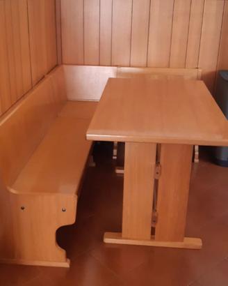 Tavolo in rovere e cassapanca con contenitore