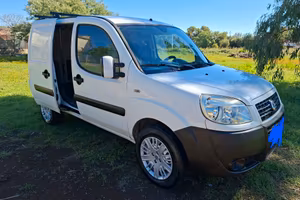 fiat doblo 1,3 multjet  2007 con ariacondizionata 