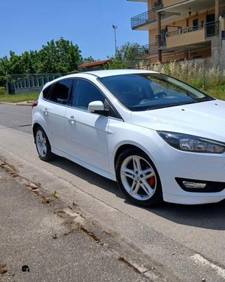 Ford Focus 1.5 TDCi 120 CV Start&Stop ST Line