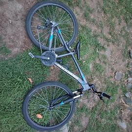 Rockrider st100🚲