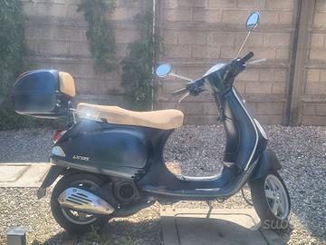 Vespa 125 LX Blu Midnight accessoriata