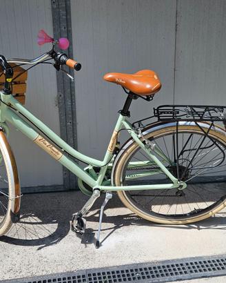 Cannellini bicicletta donna via veneto