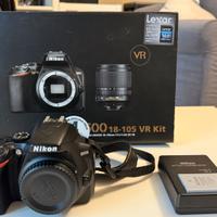 Reflex Nikon D3500 con LENTI ed ACCESSORI