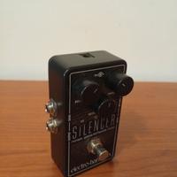 EHX The Silencer noise gate/effects loop 