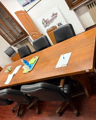 Tavolo Sala da Pranzo Imponente in Legno Massello