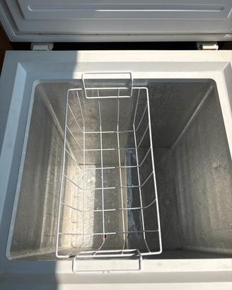Freezer a pozzetto