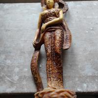 STATUA 