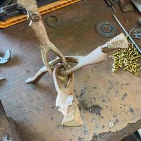 Intreccio tribale in legno, proveniente dall’asia