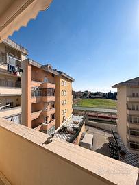 Luminoso Quadrivano nel Residence "I Pini"